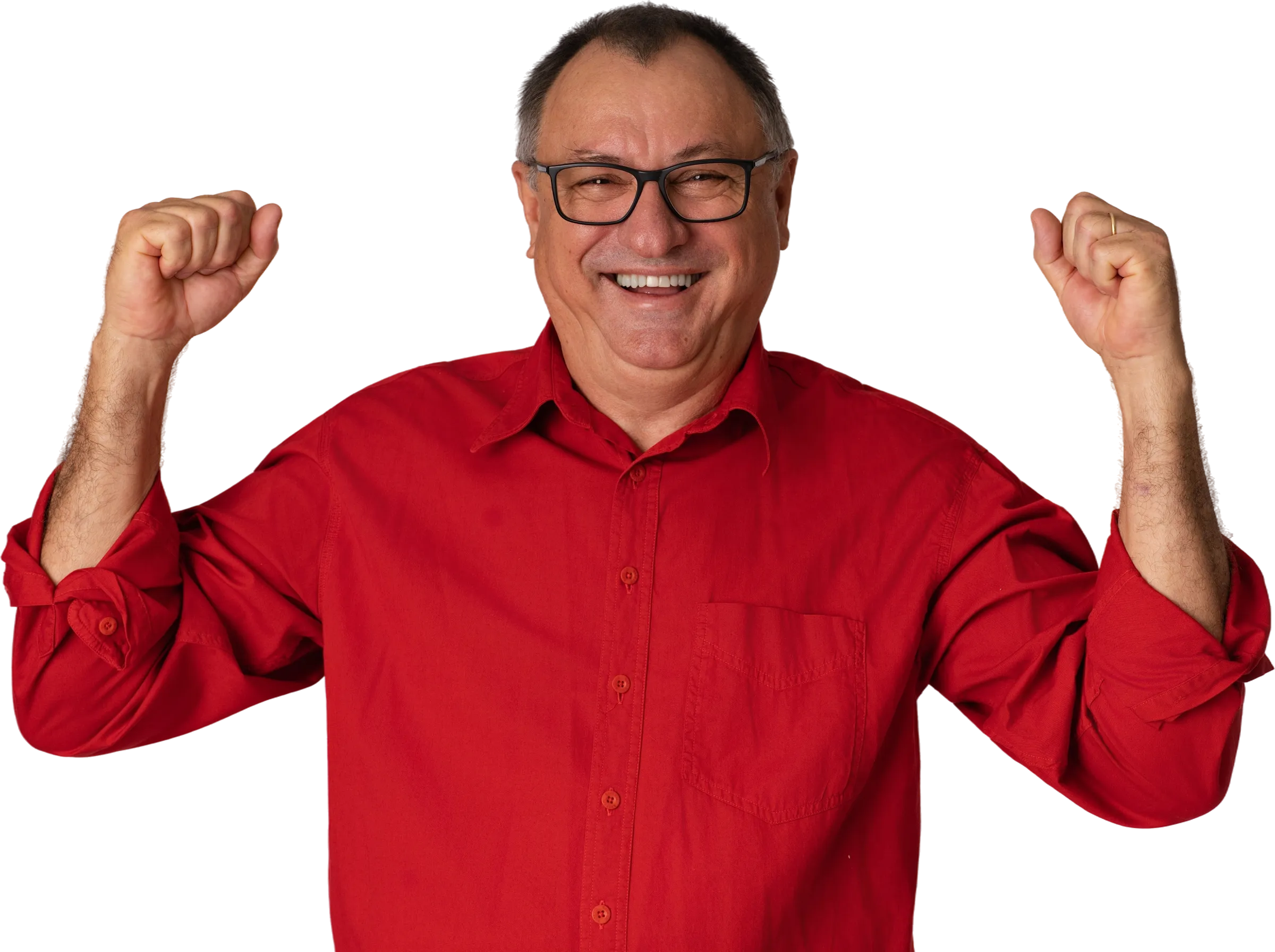 Professor Carlito, candidato a deputado estadual por Mato Grosso, sorrindo com os punhos erguidos